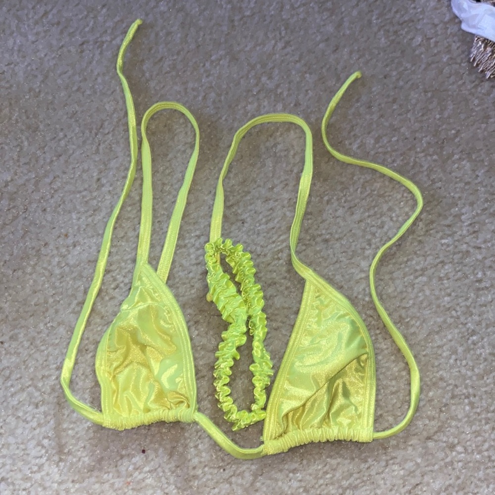 Yellow bikini top with matching garter